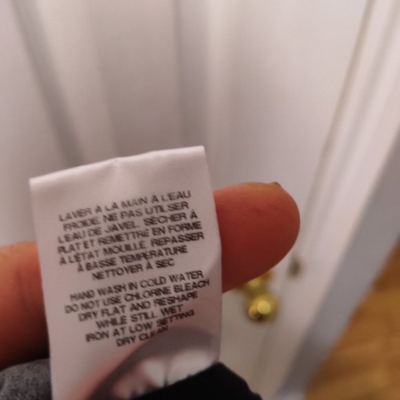 Laura Petite size 2 mini sleeveless dress. - Picture 6 of 6